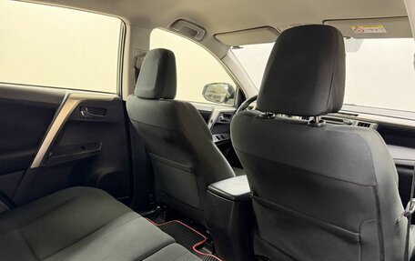Toyota RAV4, 2013 год, 1 800 000 рублей, 13 фотография