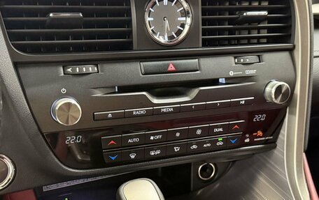 Lexus RX IV рестайлинг, 2018 год, 4 197 000 рублей, 15 фотография