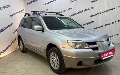 Mitsubishi Outlander III рестайлинг 3, 2007 год, 565 000 рублей, 3 фотография