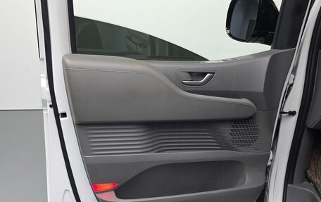 Hyundai Staria, 2024 год, 6 617 716 рублей, 28 фотография