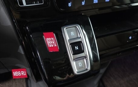 Hyundai Staria, 2024 год, 6 617 716 рублей, 21 фотография