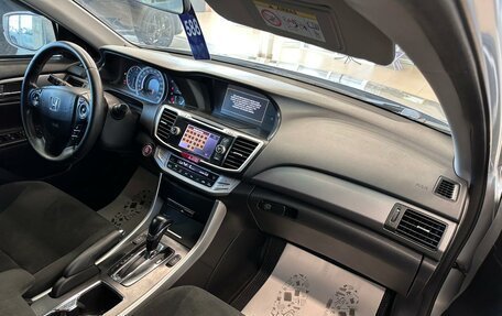 Honda Accord IX рестайлинг, 2013 год, 1 749 000 рублей, 13 фотография