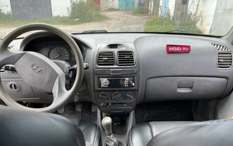 Hyundai Accent II, 2006 год, 380 000 рублей, 1 фотография