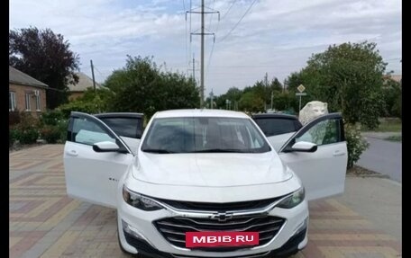 Chevrolet Malibu IX, 2020 год, 1 350 000 рублей, 2 фотография