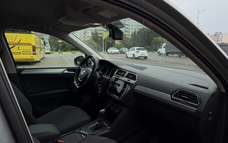 Volkswagen Tiguan II, 2017 год, 1 850 000 рублей, 10 фотография