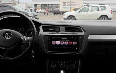 Volkswagen Tiguan II, 2017 год, 1 850 000 рублей, 17 фотография