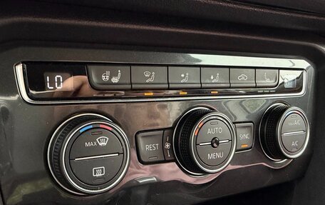 Volkswagen Tiguan II, 2017 год, 1 850 000 рублей, 20 фотография
