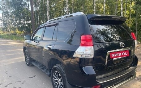 Toyota Land Cruiser Prado 150 рестайлинг 2, 2012 год, 3 000 000 рублей, 2 фотография