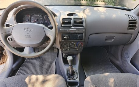 Hyundai Accent II, 2004 год, 325 000 рублей, 13 фотография