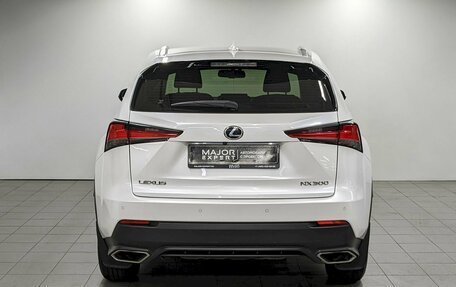 Lexus NX I, 2017 год, 2 990 000 рублей, 6 фотография