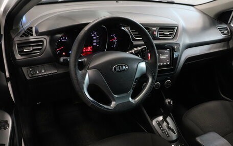 KIA Rio III рестайлинг, 2015 год, 674 000 рублей, 10 фотография