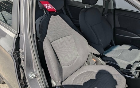 Hyundai Solaris II рестайлинг, 2016 год, 1 290 000 рублей, 23 фотография