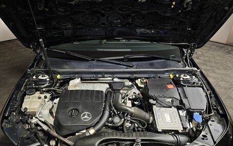 Mercedes-Benz A-Класс, 2018 год, 2 750 000 рублей, 11 фотография