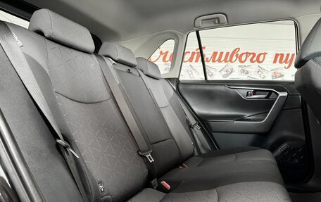 Toyota RAV4, 2021 год, 2 879 000 рублей, 10 фотография