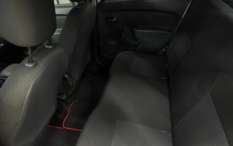 Renault Logan II, 2018 год, 579 777 рублей, 8 фотография