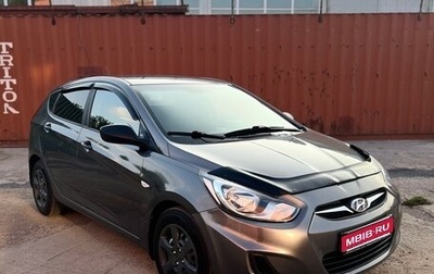 Hyundai Solaris II рестайлинг, 2013 год, 509 000 рублей, 1 фотография