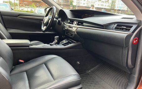 Lexus ES VII, 2016 год, 2 500 000 рублей, 10 фотография