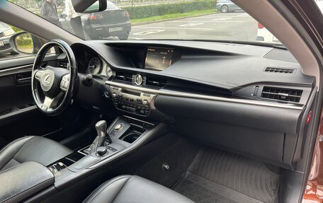 Lexus ES VII, 2016 год, 2 500 000 рублей, 11 фотография
