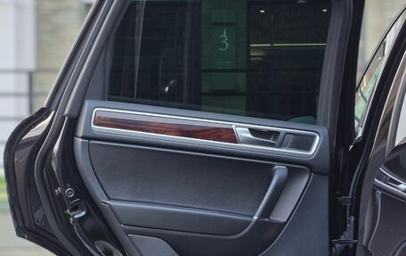 Volkswagen Touareg III, 2015 год, 2 530 000 рублей, 14 фотография