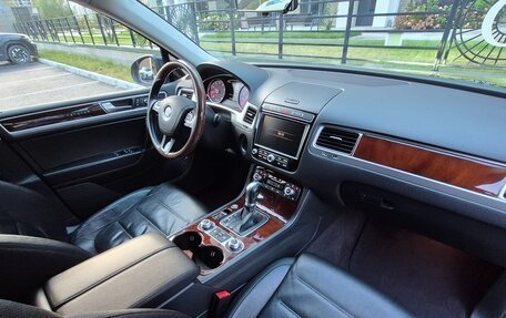 Volkswagen Touareg III, 2015 год, 2 530 000 рублей, 25 фотография