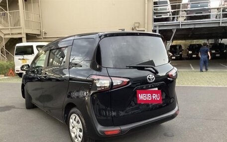 Toyota Sienta II, 2017 год, 1 150 000 рублей, 6 фотография