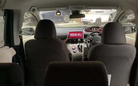 Toyota Sienta II, 2017 год, 1 150 000 рублей, 15 фотография