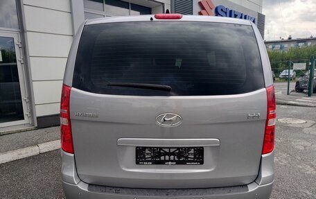 Hyundai H-1 II рестайлинг, 2020 год, 3 356 000 рублей, 9 фотография