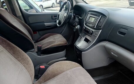Hyundai H-1 II рестайлинг, 2020 год, 3 356 000 рублей, 13 фотография