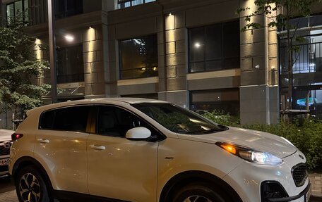KIA Sportage IV рестайлинг, 2019 год, 1 850 000 рублей, 4 фотография