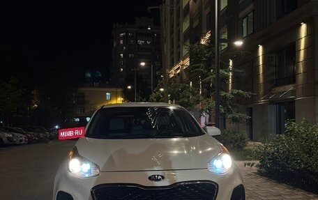 KIA Sportage IV рестайлинг, 2019 год, 1 850 000 рублей, 3 фотография