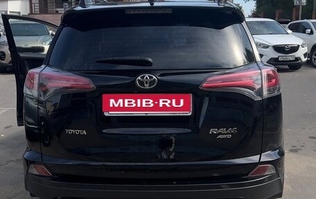 Toyota RAV4, 2019 год, 3 100 000 рублей, 4 фотография