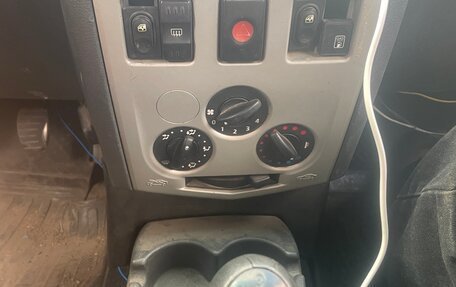 Renault Logan I, 2009 год, 220 000 рублей, 2 фотография