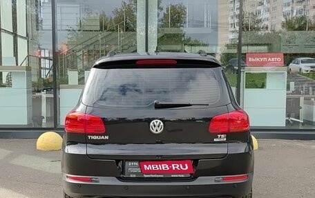 Volkswagen Tiguan I, 2016 год, 1 649 000 рублей, 7 фотография
