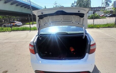 KIA Rio III рестайлинг, 2013 год, 350 000 рублей, 6 фотография