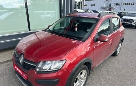 Renault Sandero II рестайлинг, 2014 год, 679 000 рублей, 1 фотография