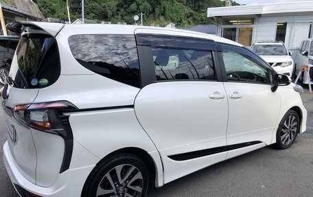 Toyota Sienta II, 2018 год, 1 140 000 рублей, 5 фотография