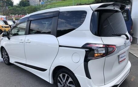 Toyota Sienta II, 2018 год, 1 140 000 рублей, 7 фотография