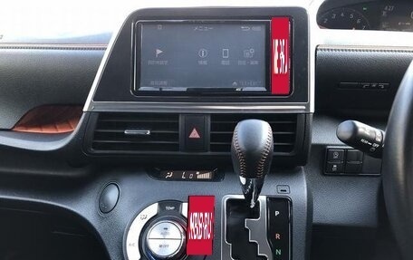 Toyota Sienta II, 2018 год, 1 140 000 рублей, 18 фотография