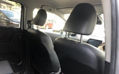 Toyota Sienta II, 2018 год, 1 140 000 рублей, 23 фотография