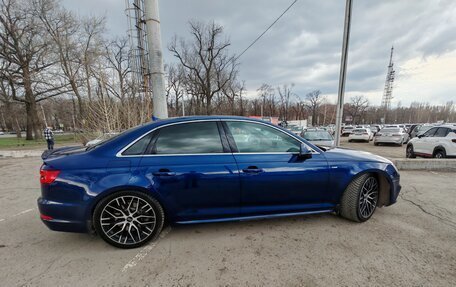 Audi A4, 2017 год, 2 590 000 рублей, 3 фотография
