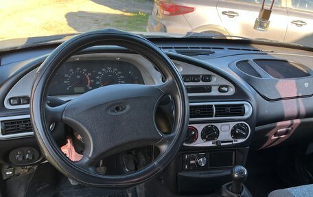 Chevrolet Niva I рестайлинг, 2005 год, 230 000 рублей, 10 фотография