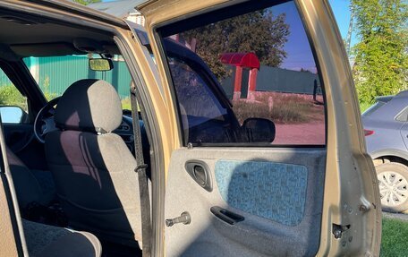 Chevrolet Niva I рестайлинг, 2005 год, 230 000 рублей, 5 фотография