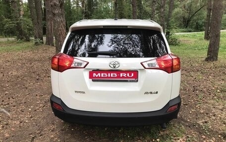 Toyota RAV4, 2015 год, 1 850 000 рублей, 7 фотография