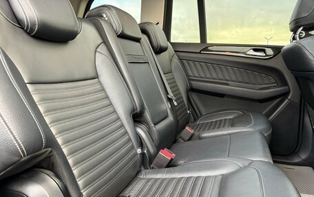 Mercedes-Benz GLS, 2016 год, 3 650 000 рублей, 33 фотография