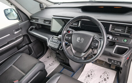 Honda Stepwgn IV, 2015 год, 1 989 000 рублей, 9 фотография