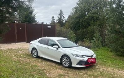 Toyota Camry, 2021 год, 2 780 000 рублей, 1 фотография