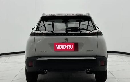 Peugeot 2008 II, 2023 год, 1 530 000 рублей, 4 фотография