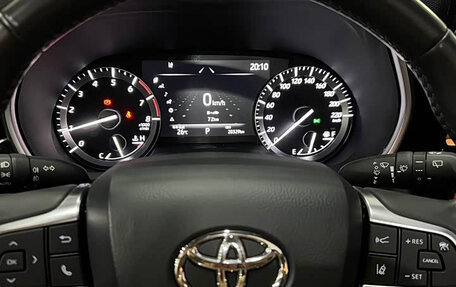 Toyota Highlander, 2024 год, 12 фотография