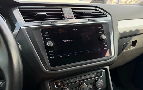 Volkswagen Tiguan II, 2019 год, 1 820 000 рублей, 17 фотография