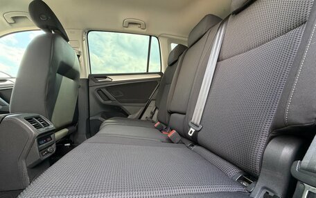 Volkswagen Tiguan II, 2019 год, 1 820 000 рублей, 21 фотография
